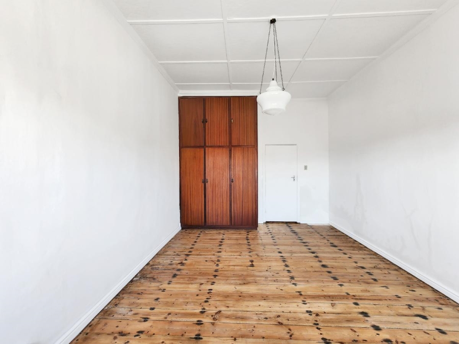 To Let 4 Bedroom Property for Rent in Sea Point Western Cape